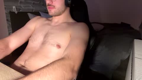 Snapshot of fabian_196 chatting on 13, 1, 2025 Call me bitch online show from 13, 1, 2025