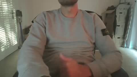 Snapshot of fabian_196 chatting on 18, 9, 2025 Call me bitch online show from 18, 9, 2025