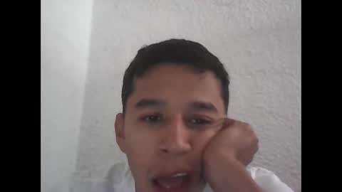 Snapshot of fabiar11 chatting on 23, 4, 2026 R online show from 23, 4, 2026