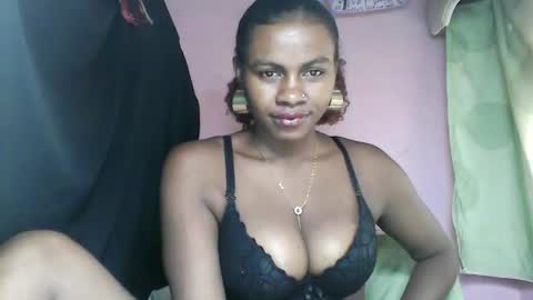 Snapshot of fabriolah9794 chatting on 15, 4, 2026 Fabriola9794 online show from 15, 4, 2026