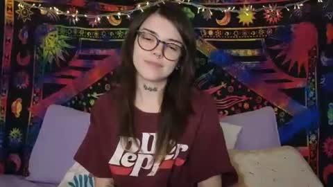 Snapshot of faerienugs chatting on 23, 2, 2026 Faerie 3 online show from 23, 2, 2026