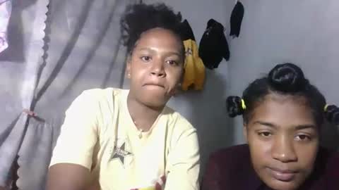 Snapshot of faiqua95 chatting on 21, 3, 2026 faiqua95 online show from 21, 3, 2026