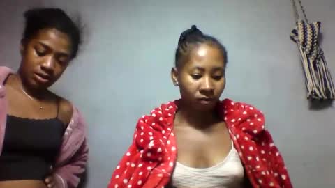 Snapshot of faiqua95 chatting on 10, 4, 2026 faiqua95 online show from 10, 4, 2026