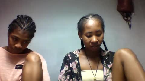 Snapshot of faiqua95 chatting on 15, 4, 2026 faiqua95 online show from 15, 4, 2026