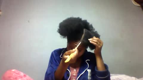 Snapshot of faiqua95 chatting on 21, 4, 2026 faiqua95 online show from 21, 4, 2026