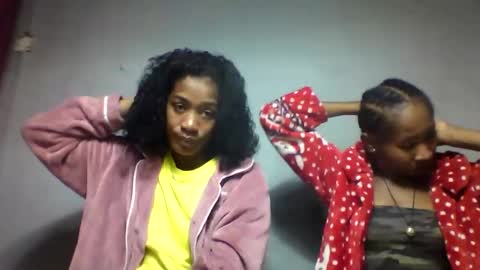 Snapshot of faiqua95 chatting on 23, 4, 2026 faiqua95 online show from 23, 4, 2026