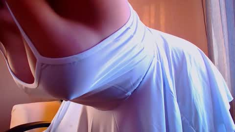 Elli  online show from 6, 10, 2025