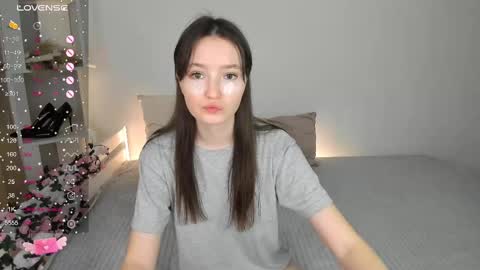 Snapshot of fairy_m00n chatting on 3, 3, 2025 Kate online show from 3, 3, 2025