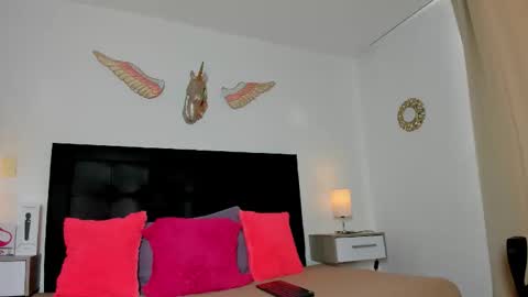 Snapshot of fairy_natalye chatting on 24, 3, 2026 Natalye online show from 24, 3, 2026