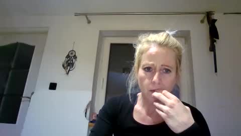 Fairy NightMary online show from 15, 10, 2025