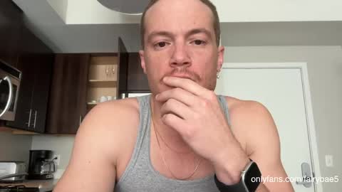 Snapshot of fairybae5 chatting on 30, 4, 2026 Travis online show from 30, 4, 2026
