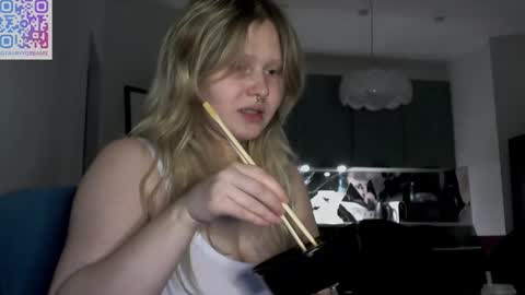 Arisha online show from 12, 2, 2025