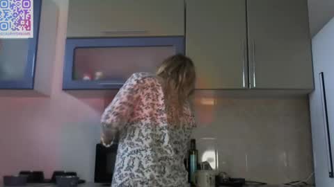 Arisha online show from 5, 3, 2025