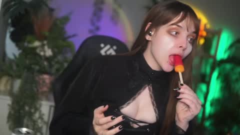 Snapshot of faith_chan chatting on 25, 4, 2026 faith_chan online show from 25, 4, 2026