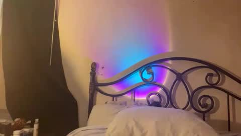 Snapshot of fallen_jezabel chatting on 15, 11, 2025 fallen_jezabel online show from 15, 11, 2025