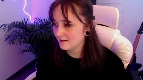 Snapshot of fallenag__ chatting on 10, 4, 2026 OF fallenag 1 online show from 10, 4, 2026