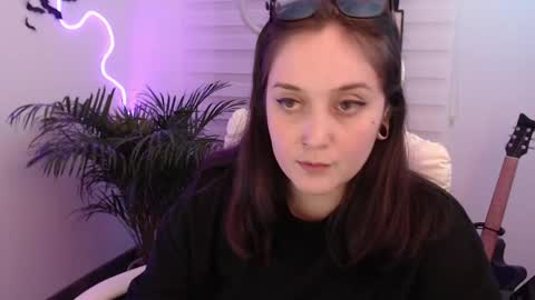 Snapshot of fallenag__ chatting on 19, 4, 2026 OF fallenag 1 online show from 19, 4, 2026