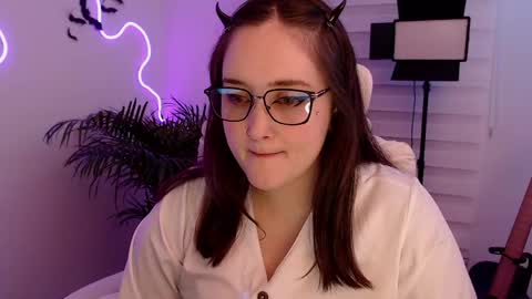 Snapshot of fallenag__ chatting on 13, 5, 2026 OF fallenag 1 online show from 13, 5, 2026