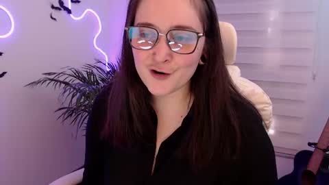 Snapshot of fallenag__ chatting on 28, 7, 2026 OF fallenag 1 online show from 28, 7, 2026