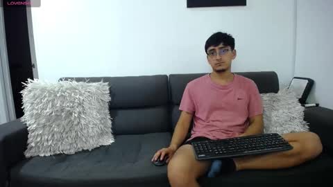 FallGays online show from 4, 3, 2025