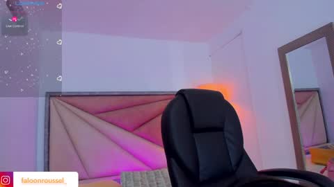 Snapshot of faloonroussel chatting on 4, 2, 2025 Faloon online show from 4, 2, 2025