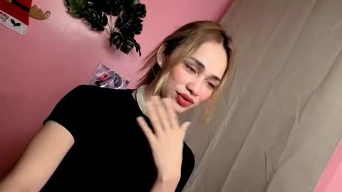 Snapshot of familystroke_twinny8 chatting on 15, 12, 2024 Alexandra x Alexandro online show from 15, 12, 2024