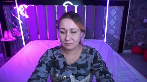 famousemuse online show from 26, 3, 2026