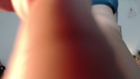 Snapshot of fancylaylaxx chatting on 3, 10, 2025 Layla online show from 3, 10, 2025