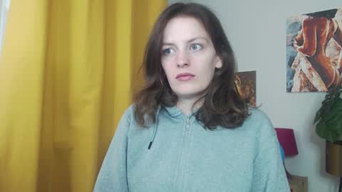 Nadine online show from 27, 10, 2025