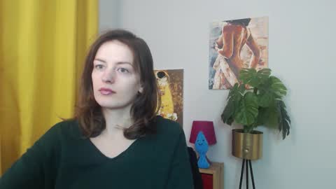 Nadine online show from 26, 11, 2025