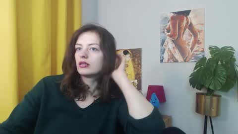 Nadine online show from 3, 12, 2025