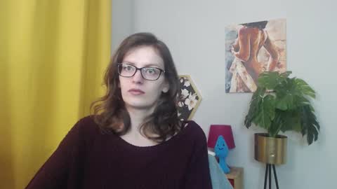 Nadine online show from 22, 12, 2025