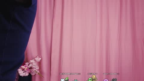 Snapshot of fannygales chatting on 5, 1, 2025 Kim online show from 5, 1, 2025