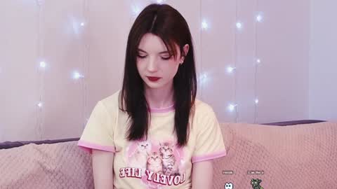 Snapshot of fannygales chatting on 12, 1, 2025 Kim online show from 12, 1, 2025