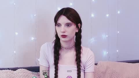 Snapshot of fannygales chatting on 28, 1, 2025 Kim online show from 28, 1, 2025