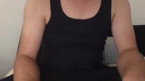 Snapshot of fantasticbake1 chatting on 13, 4, 2026 fantasticbake1 online show from 13, 4, 2026