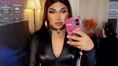 Snapshot of fantasticock4ux chatting on 12, 4, 2026 YOUR DOMINA KRISTINE online show from 12, 4, 2026