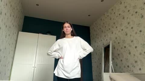 Snapshot of farahgramm chatting on 28, 10, 2025 Luna online show from 28, 10, 2025