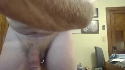 Snapshot of farboy64 chatting on 13, 11, 2025 farboy64 online show from 13, 11, 2025