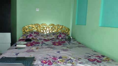 Snapshot of farfalina_hot chatting on 8, 4, 2026 farfalina online show from 8, 4, 2026