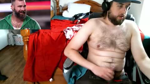 Snapshot of farmboy2398 chatting on 19, 3, 2026 farmboy2398 online show from 19, 3, 2026