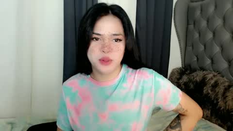Snapshot of farrahmoanx chatting on 21, 2, 2025 farrahmoanx online show from 21, 2, 2025