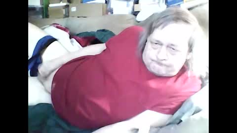 HoneyCumJuice4U online show from 1, 3, 2025