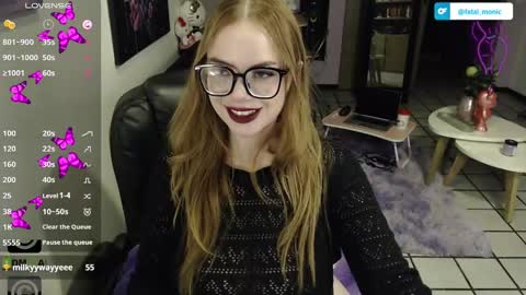 Snapshot of fatal_monic chatting on 5, 3, 2025 You can tell me Monic online show from 5, 3, 2025