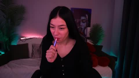 Snapshot of fatalenellie chatting on 1, 4, 2026 Nellie online show from 1, 4, 2026