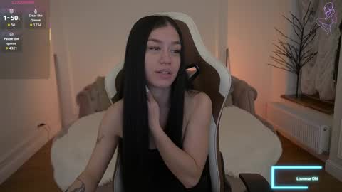 Snapshot of fatalenellie chatting on 28, 4, 2026 Nellie online show from 28, 4, 2026