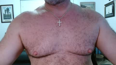 Snapshot of fatboys8705 chatting on 15, 2, 2026 fatboys8705 online show from 15, 2, 2026