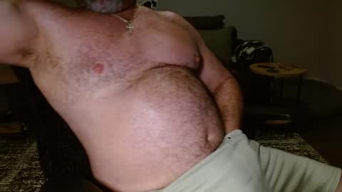 Snapshot of fatboys8705 chatting on 28, 4, 2026 fatboys8705 online show from 28, 4, 2026