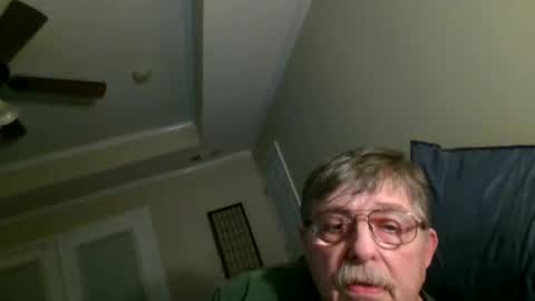 Snapshot of fatdickad chatting on 12, 1, 2025 fatdickad online show from 12, 1, 2025