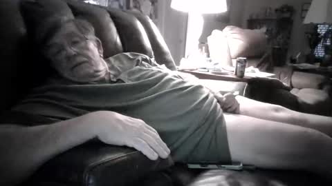 Snapshot of fatdickad chatting on 21, 4, 2026 fatdickad online show from 21, 4, 2026